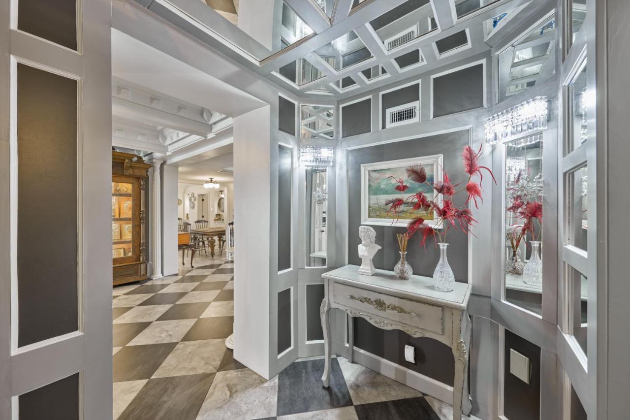 Villa With 8 Bedrooms And Heated Swimming Pool Houston Exterior photo