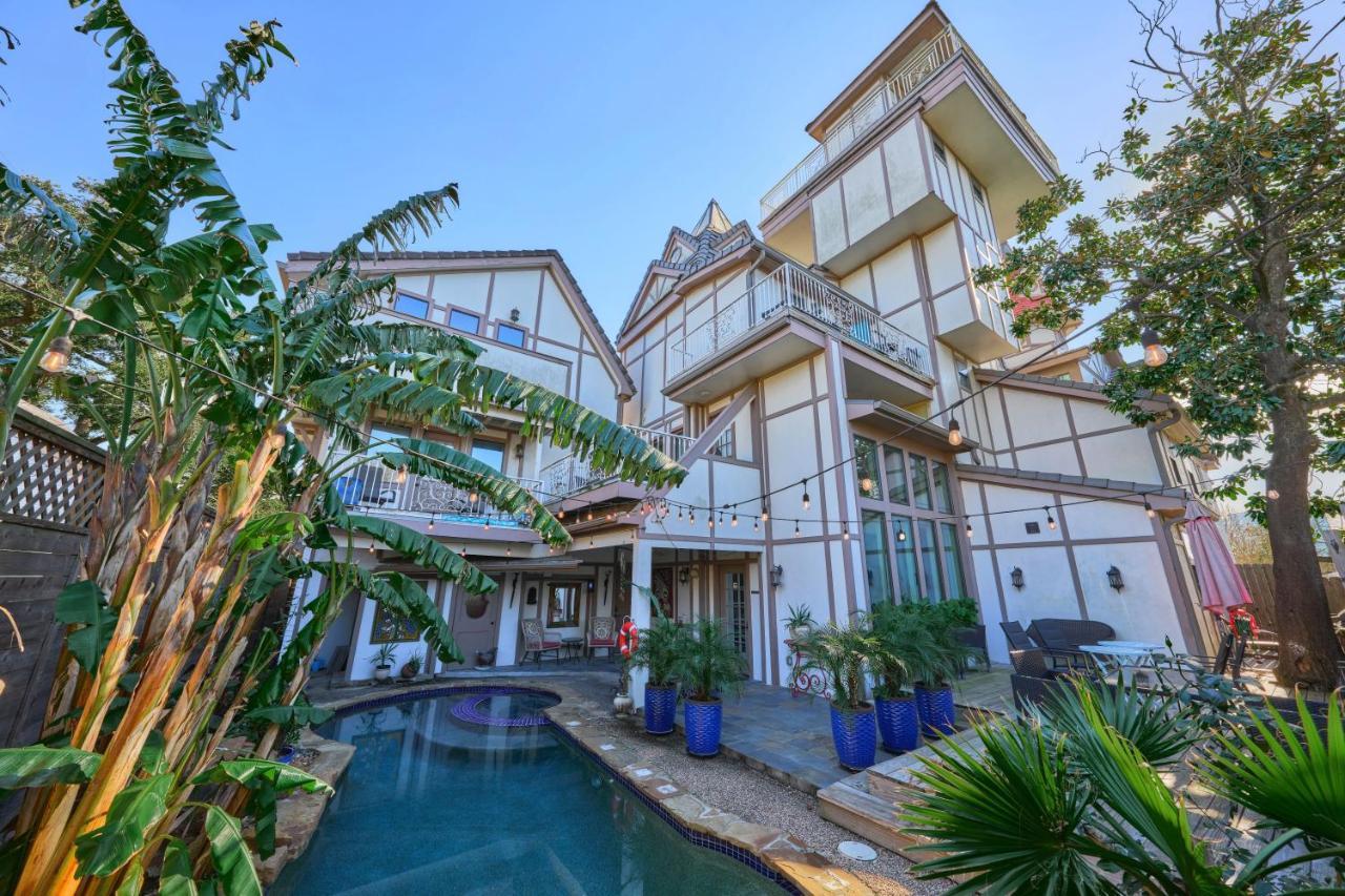 Villa With 8 Bedrooms And Heated Swimming Pool Houston Exterior photo